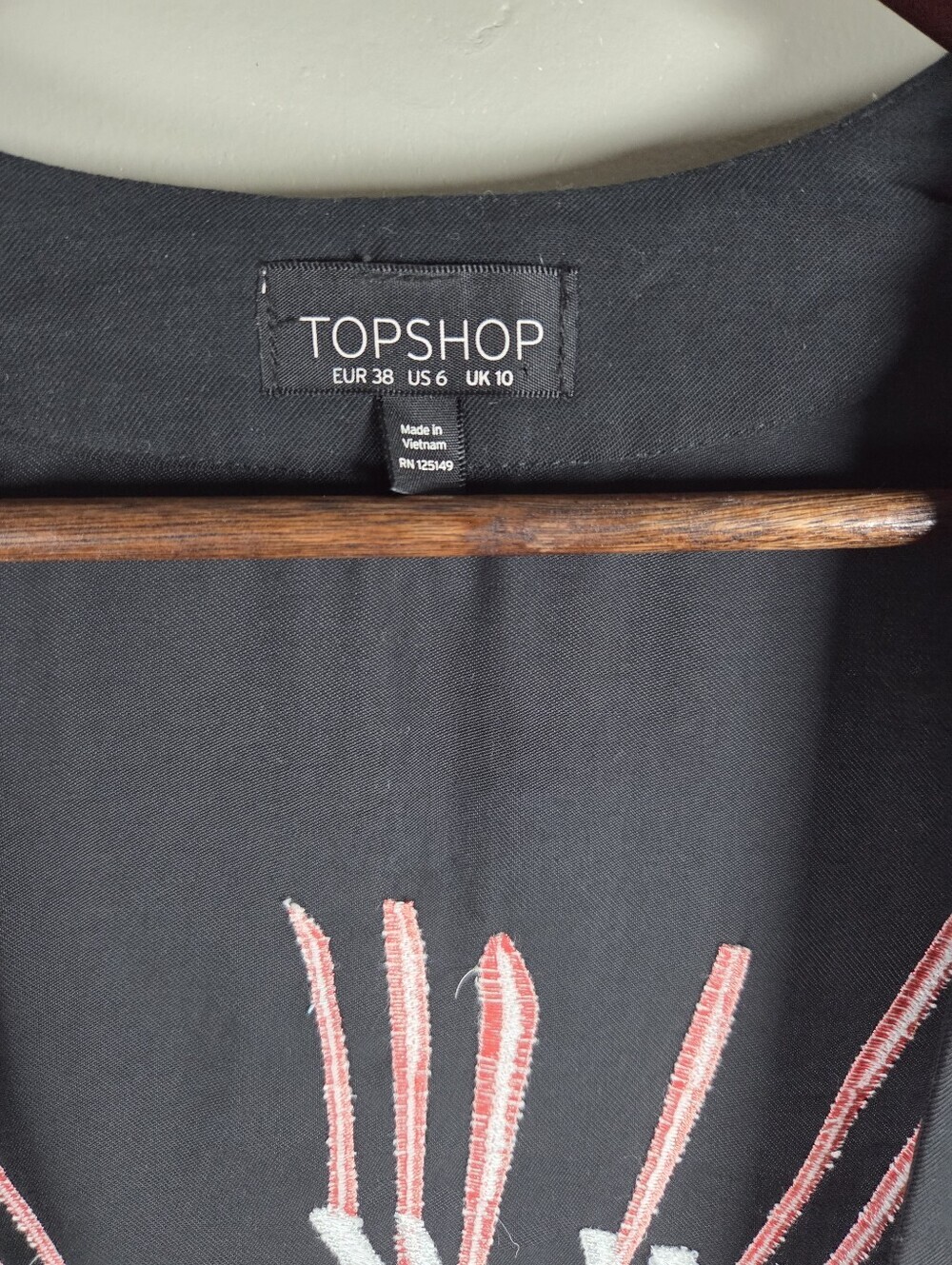 Topshop Embroidered Kimono Jacket Black Asian Graphic Back Print Size US 6 Boho - Picture 10 of 16